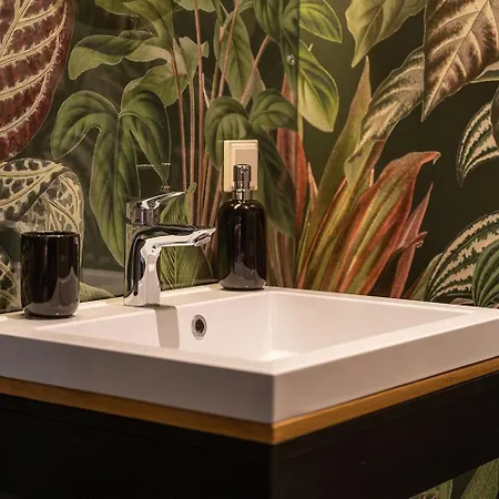 Sarzo Naturalhouse Couette-café *